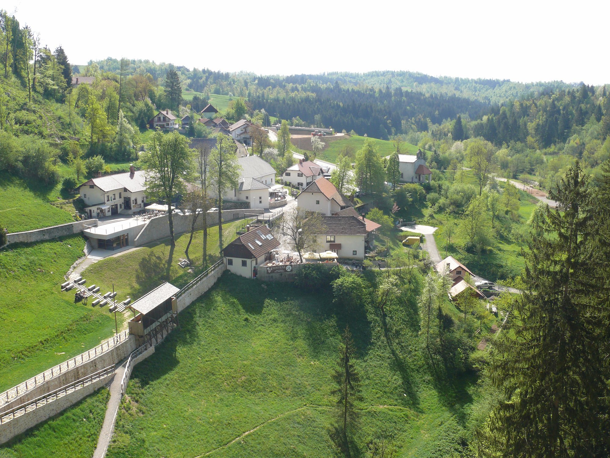 Predjama Castle